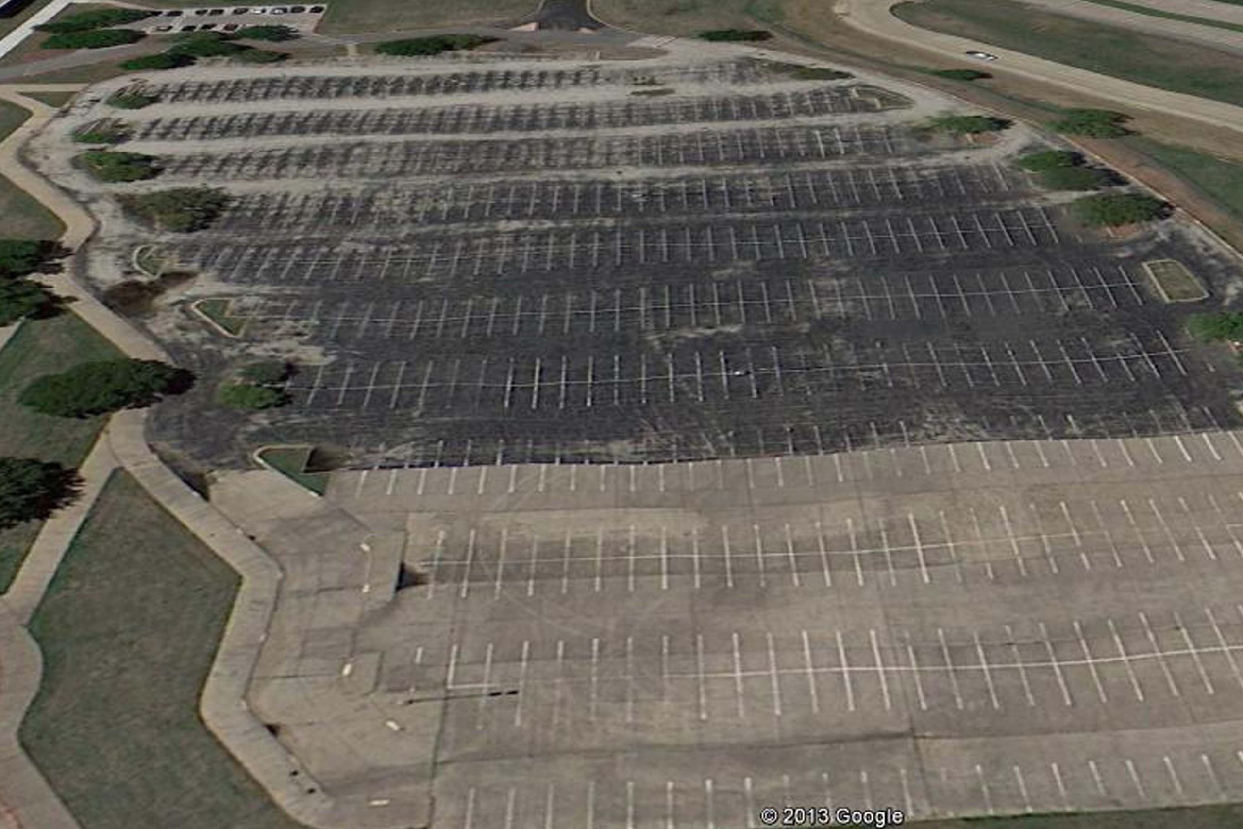 American Airlines SRO North Parking Lot